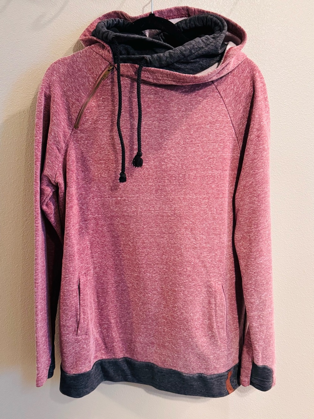 AMPERSAND AVE Heathered Mauve Pullover Hoodie with Charcoal Trim